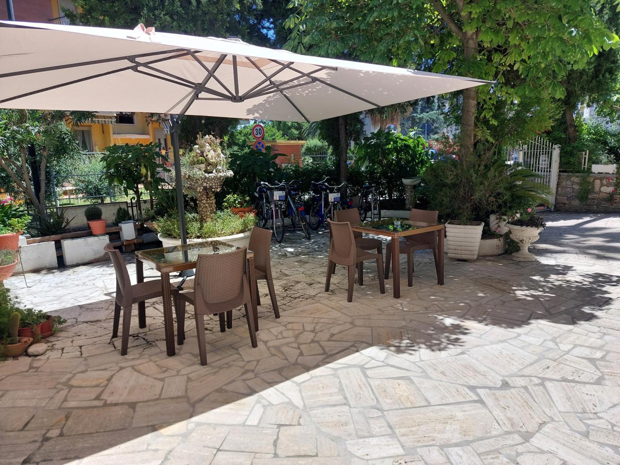 La Fontanella Bed & Breakfast *
